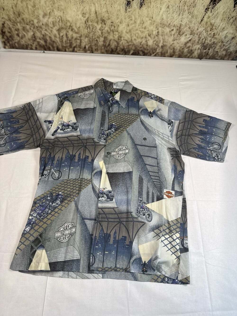 Harley-Davidson x Tori Richard Brooklyn Bridge Cityscape Viscose Shirt Size M